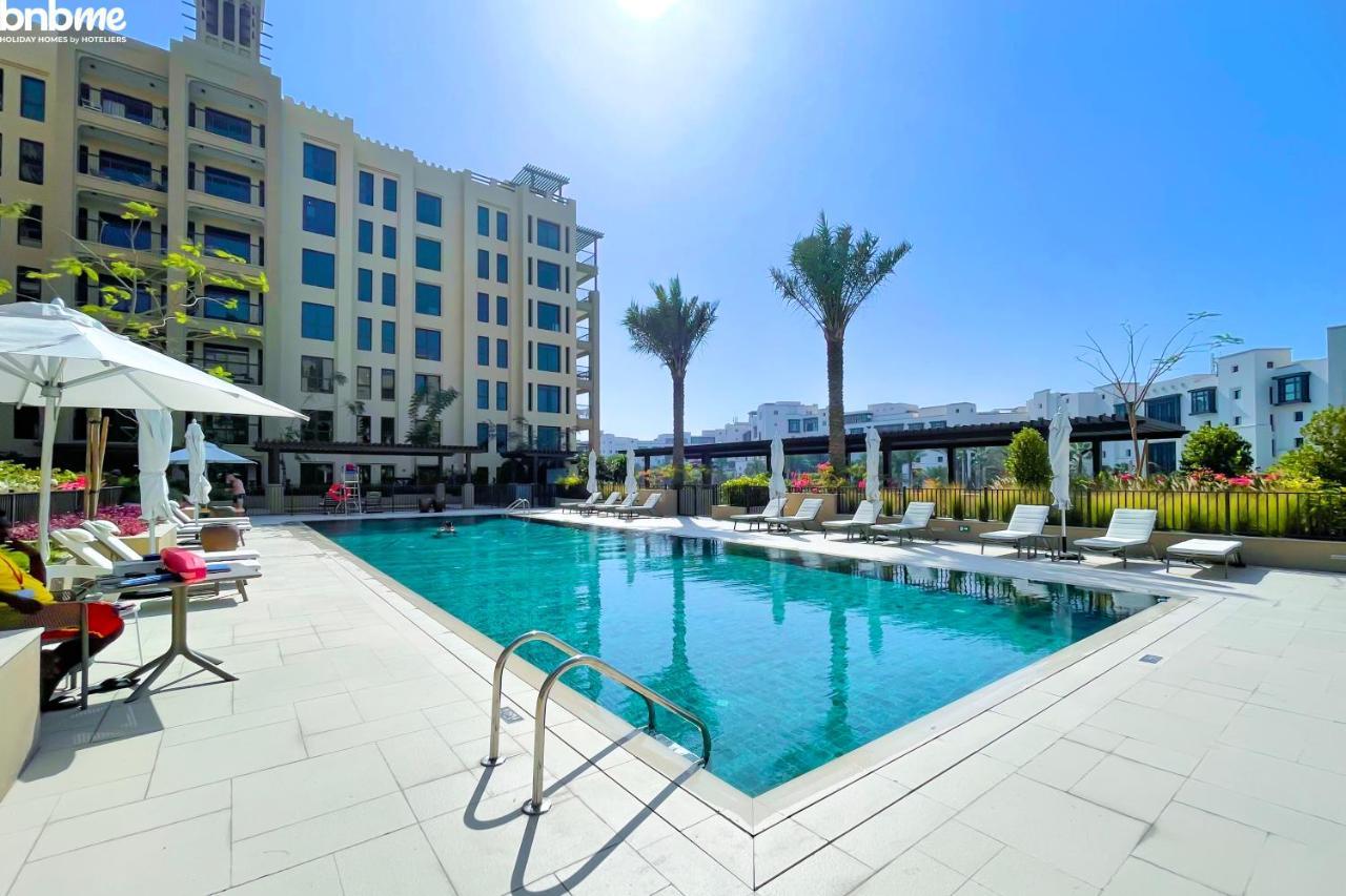 Bnbmehomes - Elegant Pool View - 2br - 607 Apartment *